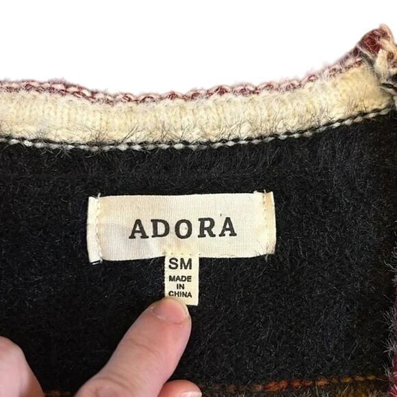 Boho Knee Length Sweater - Picture 5 of 6